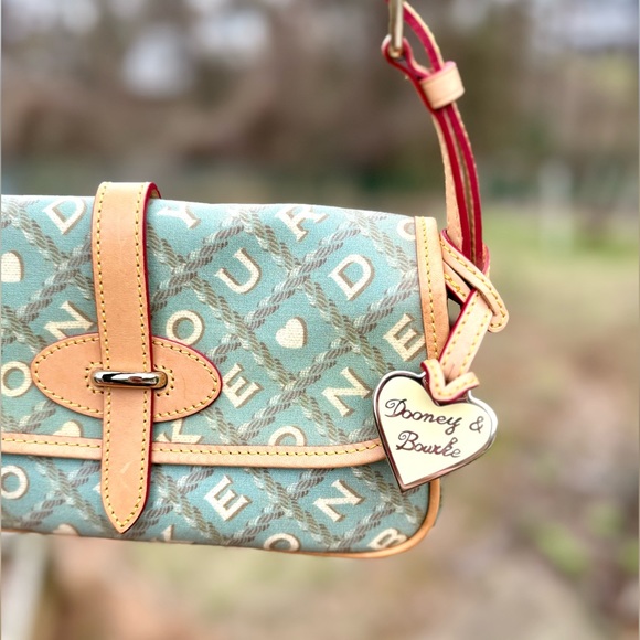 Dooney & Bourke Vintage Bag Y2K Teal Green Crossword Shoulder Purse LIKE NEW - Picture 3 of 7